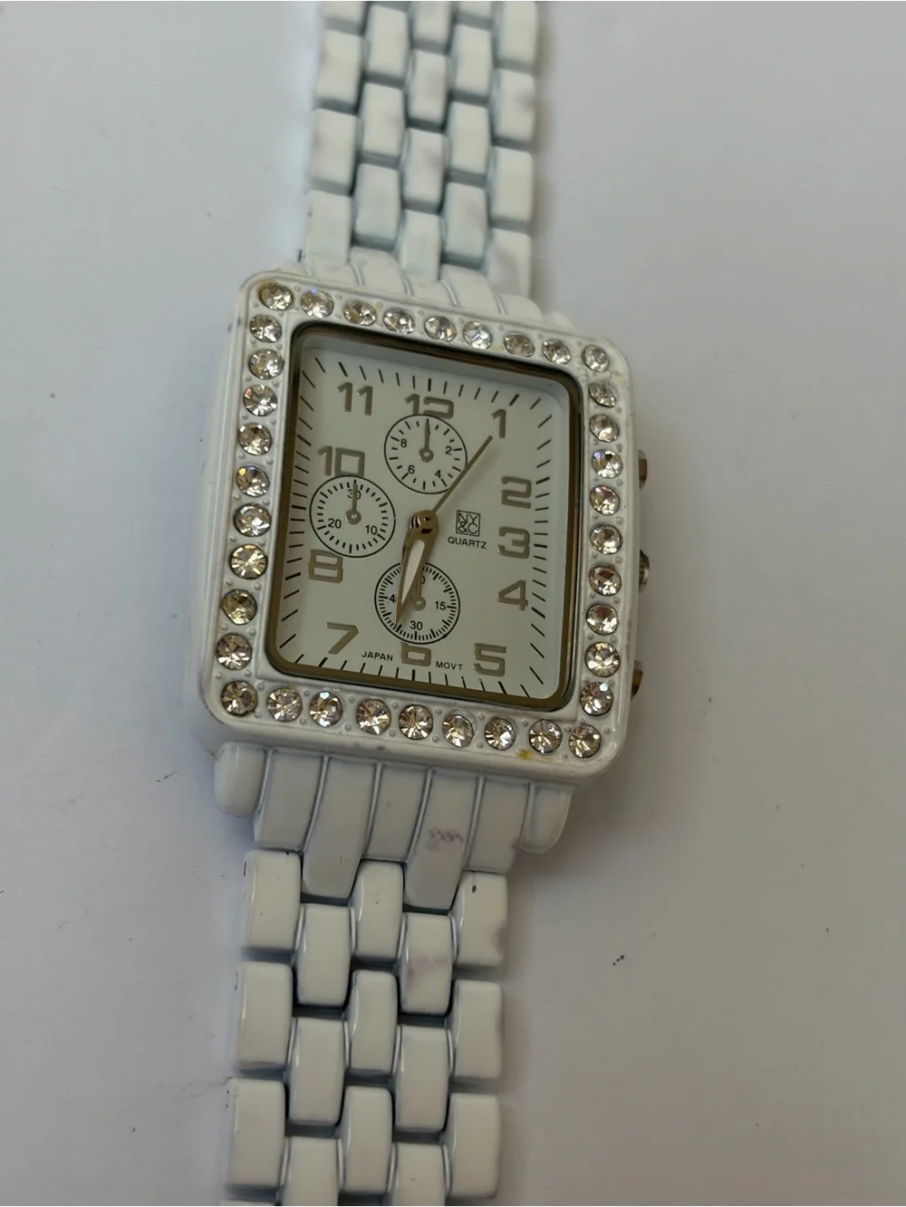 White NYC Quartz Stainless Steel Watch Womens, New Battery Works!